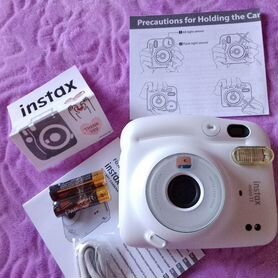 Фотоаппарат моментальной печати instax