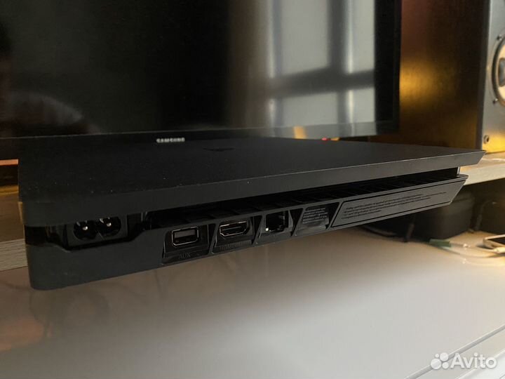 Sony PS4 slim 1 Tb идеальная