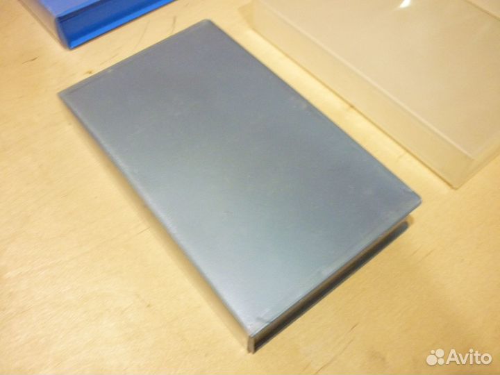 Футляры пластиковые для видеокассет VHS