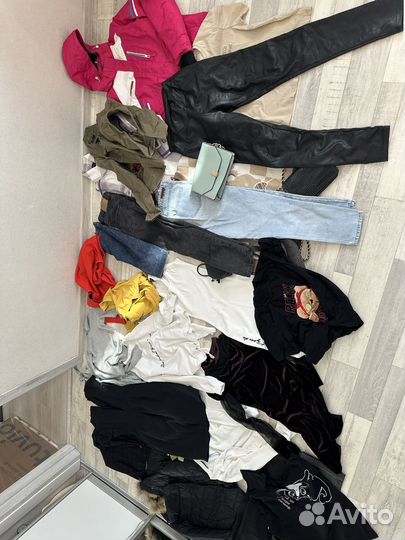 Женские вещи пакетом огромным