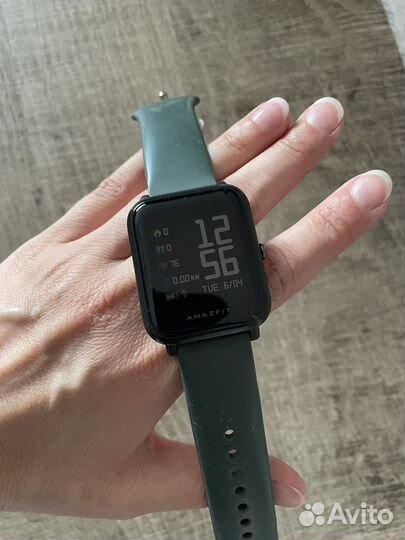 Смарт часы amazfit bip black 1.28