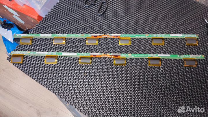 ST6451D02-H-XLR-1 ST6451D02-H-XLL-1 ST6451D02-H-XR