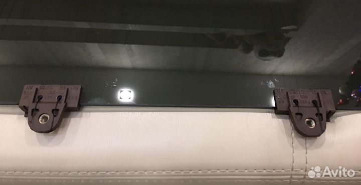 Заднее левое стекло ниссан ноут. Е11