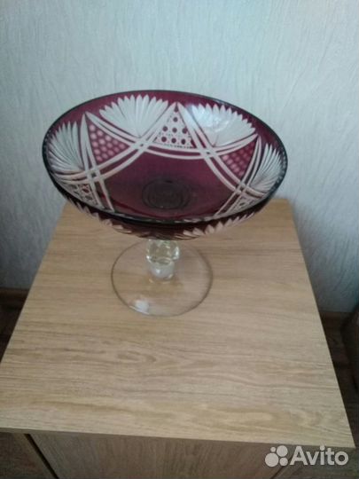 Ваза рубиновое стекло