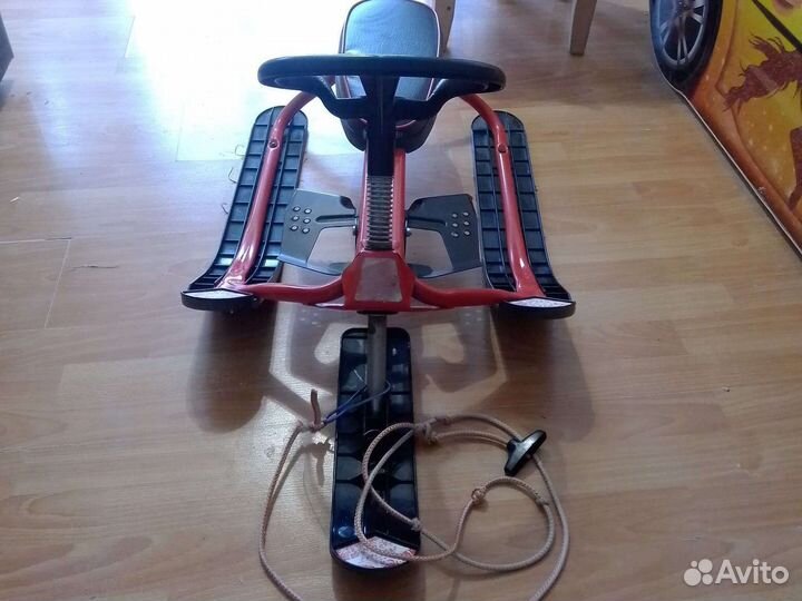 Детский снегокат бу