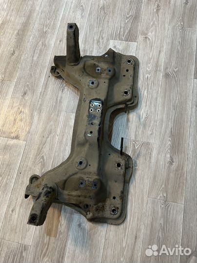 Подрамник на opel corsa