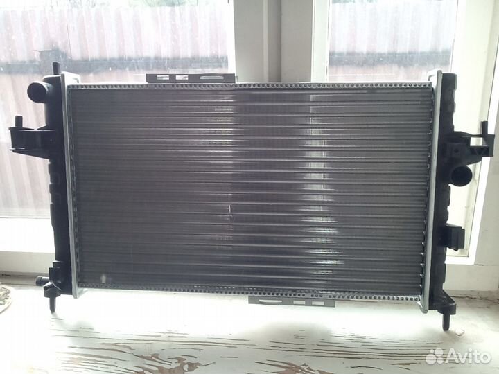Радиатор охлаждения opel corsa д