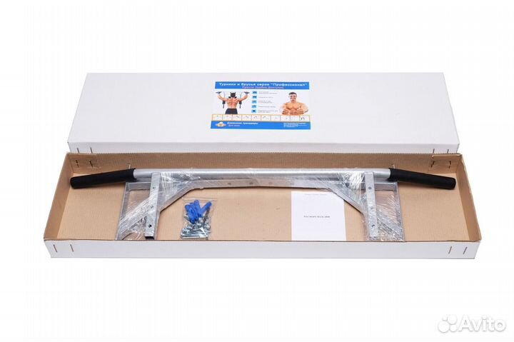 Турник настенный с наклонными ручками