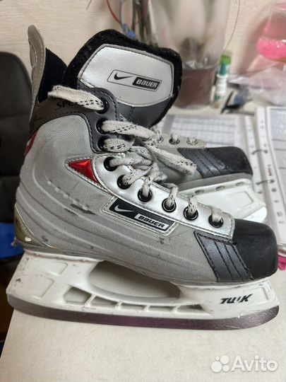 Коньки хоккейные детские