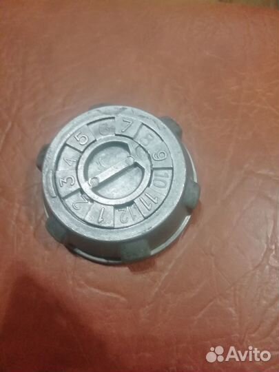 Крышка бензобака с кодом для лада (ваз)