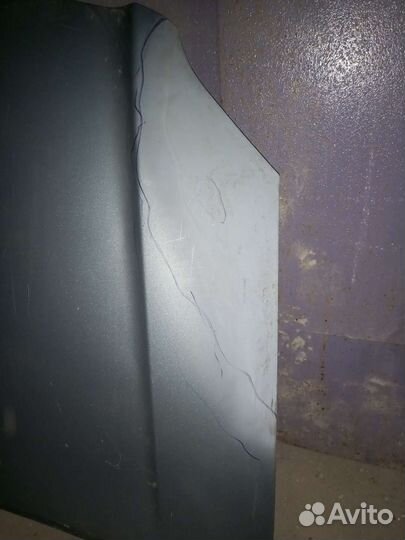 Капот на toyota avensis 250