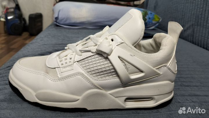 Кроссовки Nike air jordan 4