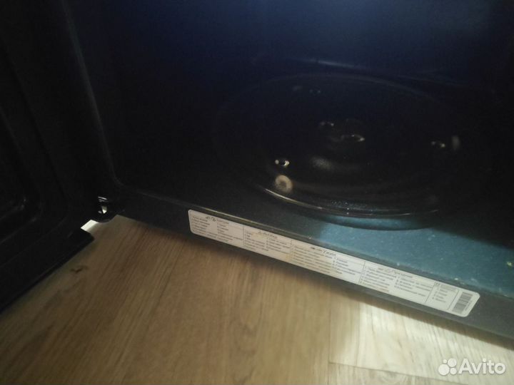 Микроволновая печь Samsung GE73MR