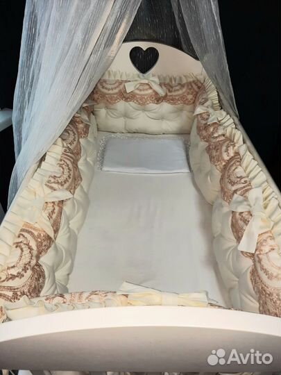 Бортики в кроватку новые