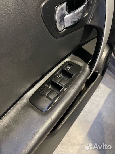 Nissan Qashqai 2.0 CVT, 2008, 221 233 км