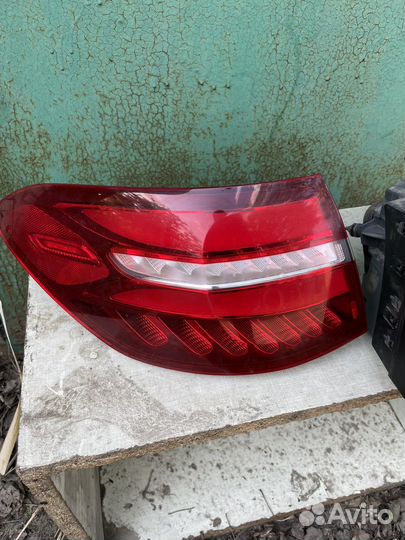 Фонарь задний Mercedes Benz GLC X253 2019