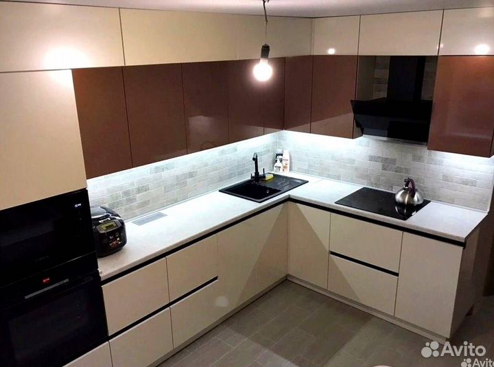 Кухонный гарнитур 