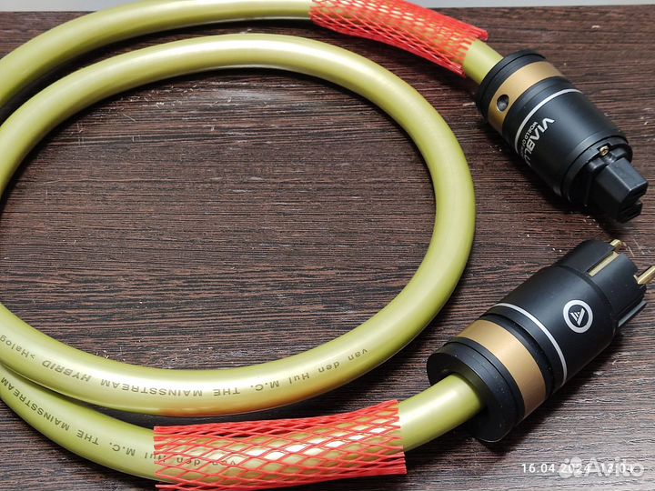 Кабель питания van den hul mainsstream