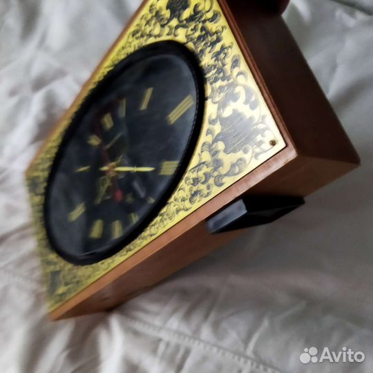 Часы настольные СССР янтарь
