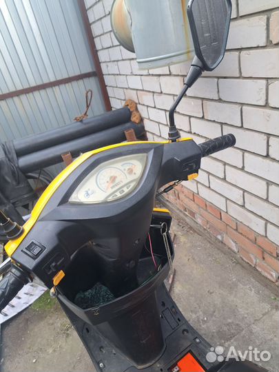 Скутер 80 кубов