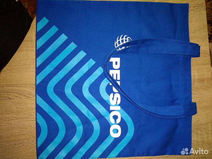 Брендированные офисные принадлежности