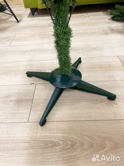 Елка искусственная