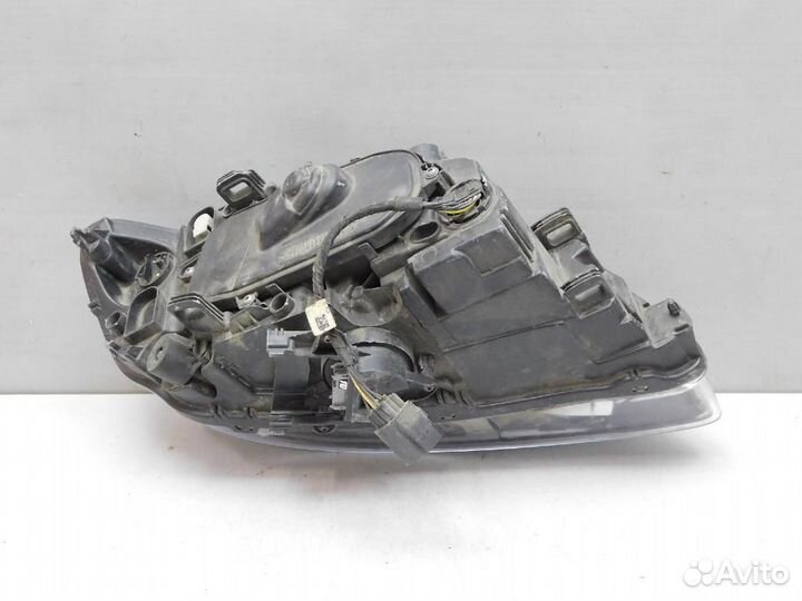 Фара левая Volvo S60