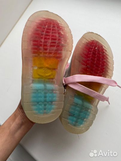 Ботинки на девочку