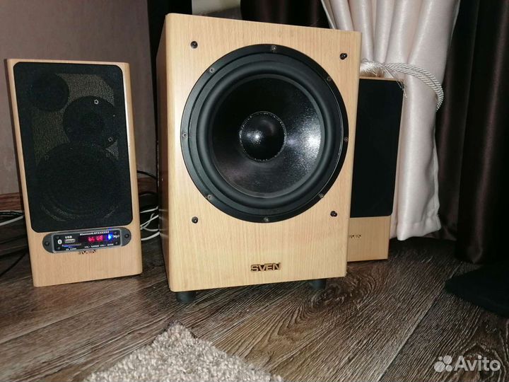 Акустические колонки