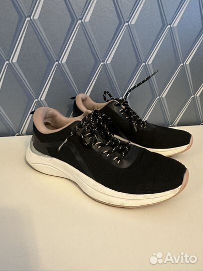 Кроссовки 36 размер