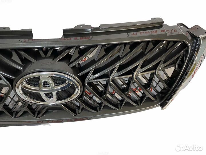 Решетка радиатора Toyota Land Cruiser Prado 150 Ст