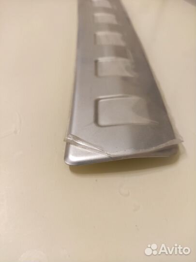 Накладка на задний бампер mitsubishi outlander 3