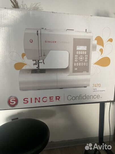 Швейная машина Singer