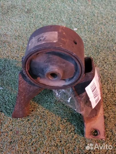 Опора двигателя (подушка двс) задняя MR554791 Mits