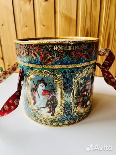 Коробка для подарков/хранения