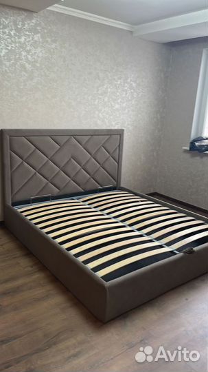 Кровать 180х200