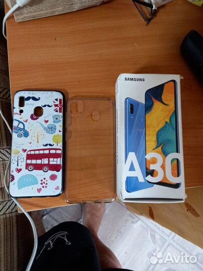 Samsung Galaxy A30, 3/32 ГБ