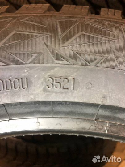 Continental IceContact 3 SUV 235/50 R20