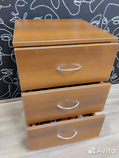 Тумба выкатная бу