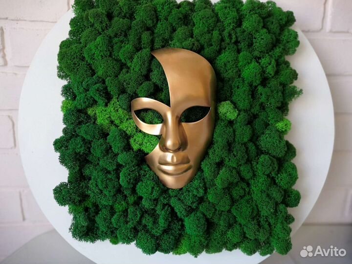 Панно из стабилизированного мха