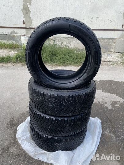 Michelin Latitude X-Ice 2 235/55 R18 104