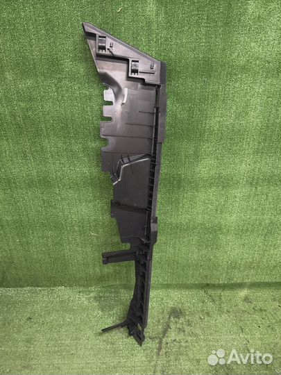 Обшивка багажника левая Audi audi Q7