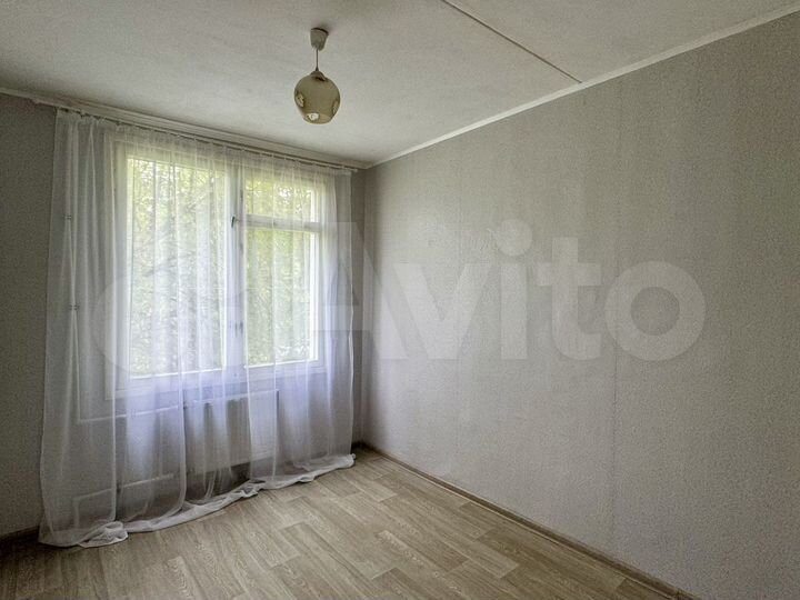 3-к. квартира, 41,9 м², 2/5 эт.