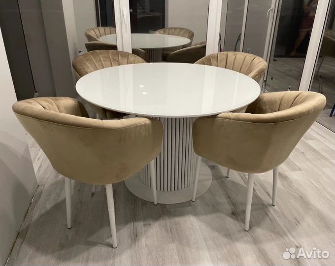 Стол кухонный круглый с раскладкой