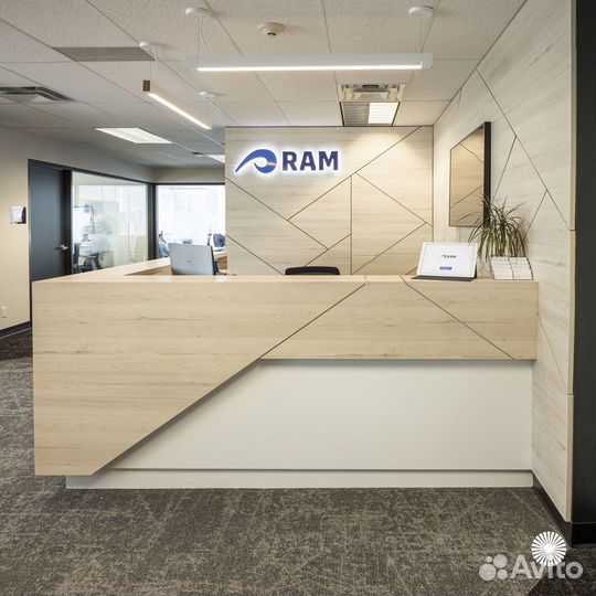 Стойка ресепшн