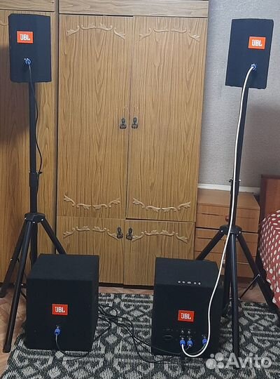 Продается комплект акустики