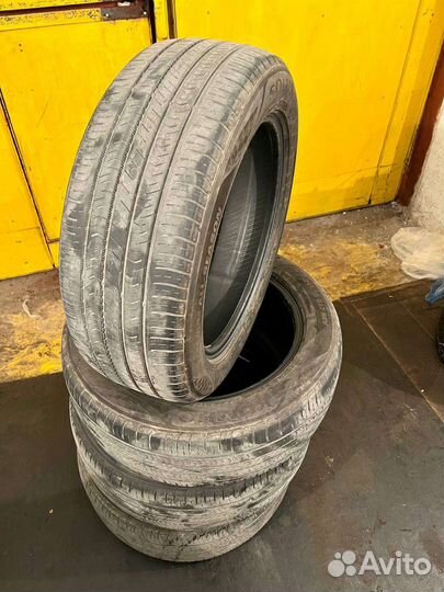 Kumho Solus TA51 215/55 R17 94V