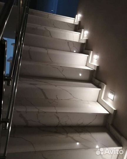 Лестница из акрила