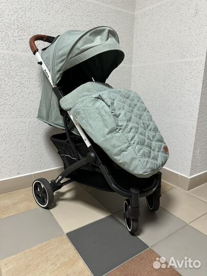 Прогулочная коляска capella astra