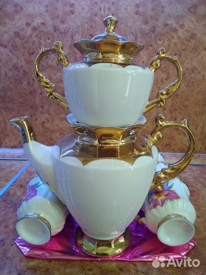 Золотой Чайный сервиз
